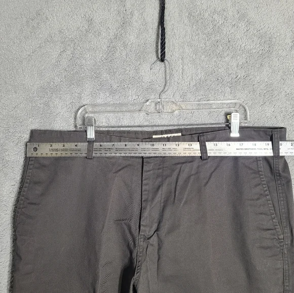 Joseph Abboud Gray Chinos Straight Leg - Picture 3 of 9